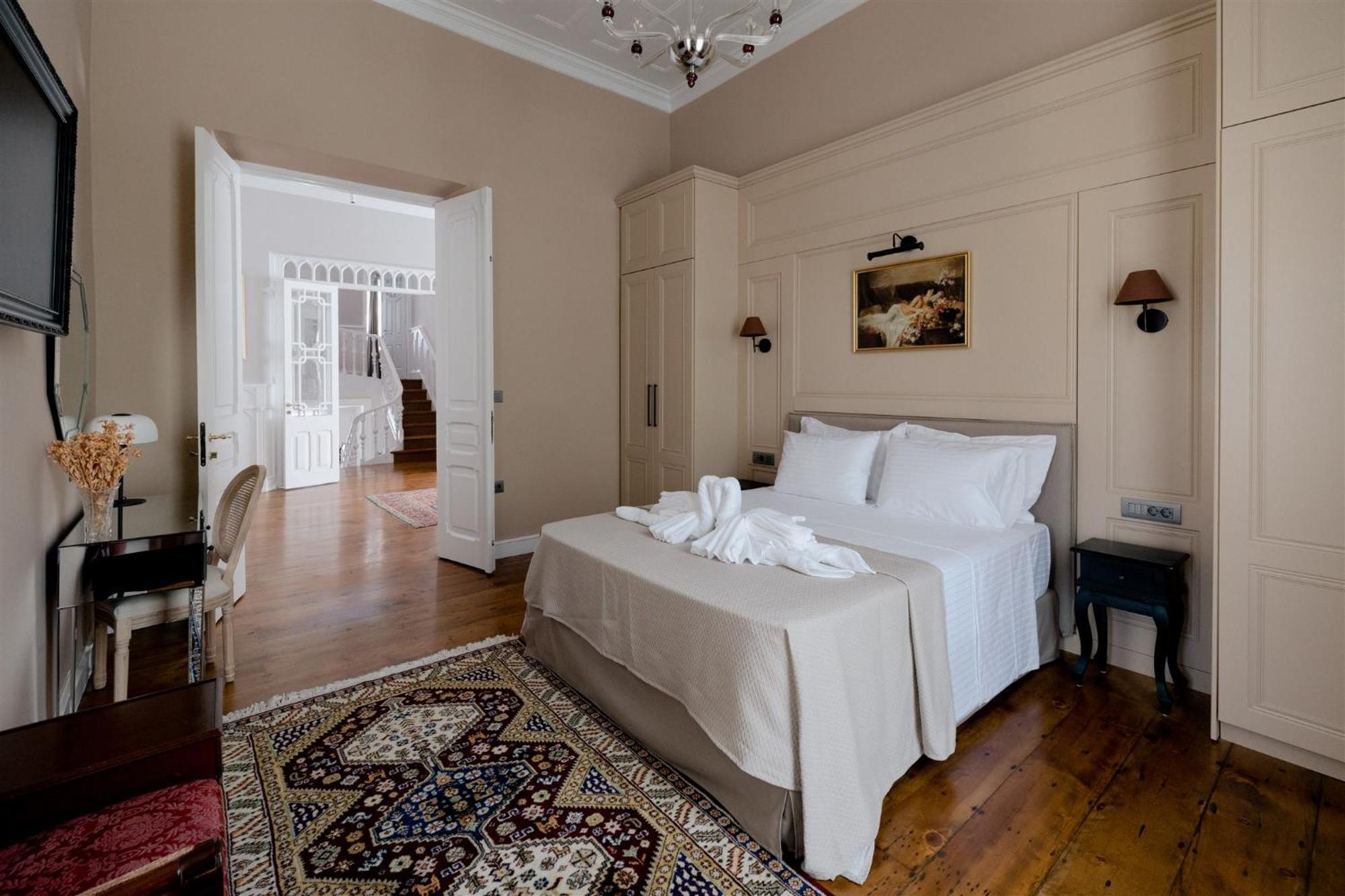 Victoria Mansion A Luxurious Neoclassical Experience Rhodes City 外观 照片